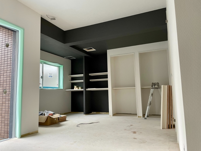 リノベーション中の室内