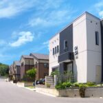 注文住宅の並ぶ風景│冬の寒さ対策、光熱費を抑える注文住宅、注文住宅メーカー情報のトップイメージ